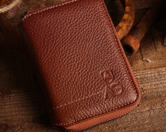Versatile Leather Wallet for All - Extra Card Holder Section, Stylish Unisex Cash & Card Carrier, Great Gift for Any Occasion