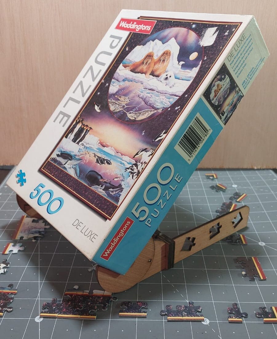 Jigsaw Puzzle Box Lid Stand, Adjustable Width for Landscape or Portrait