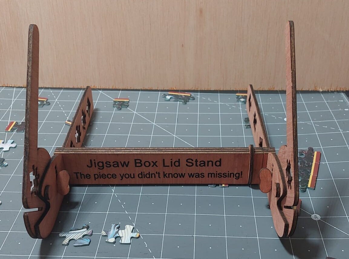 Versatile Jigsaw Puzzle Box Lid Stand, Adjustable Width & 4 Tilt