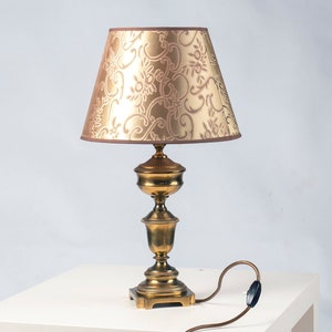 Luminária de mesa vintage revestida em latão