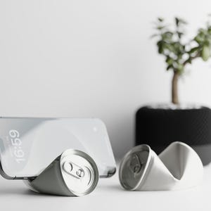 Mobile phone holder in can look