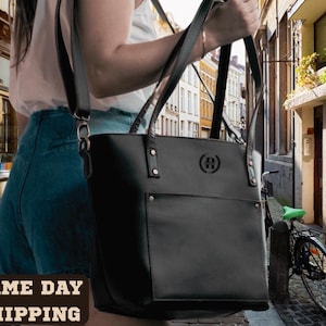 Classic Leather Tote, Everyday use tote bag, Laptop Bag Gift for Her, Personalized Leather Shoulder Bag, Crossbody Bag Purse Women Christmas