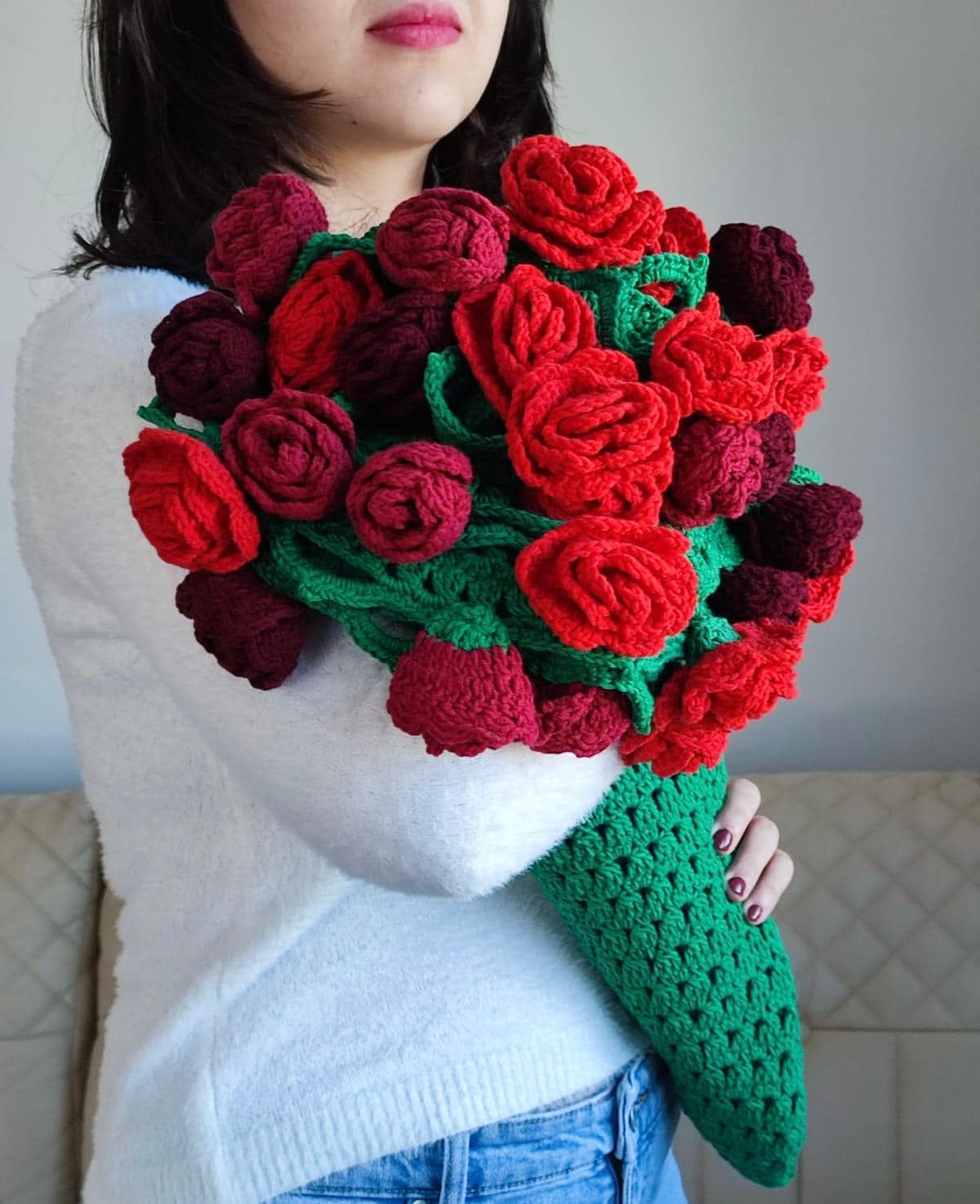 Crochet Red Rose Bouquet Blanket: Handmade Wool Granny Square