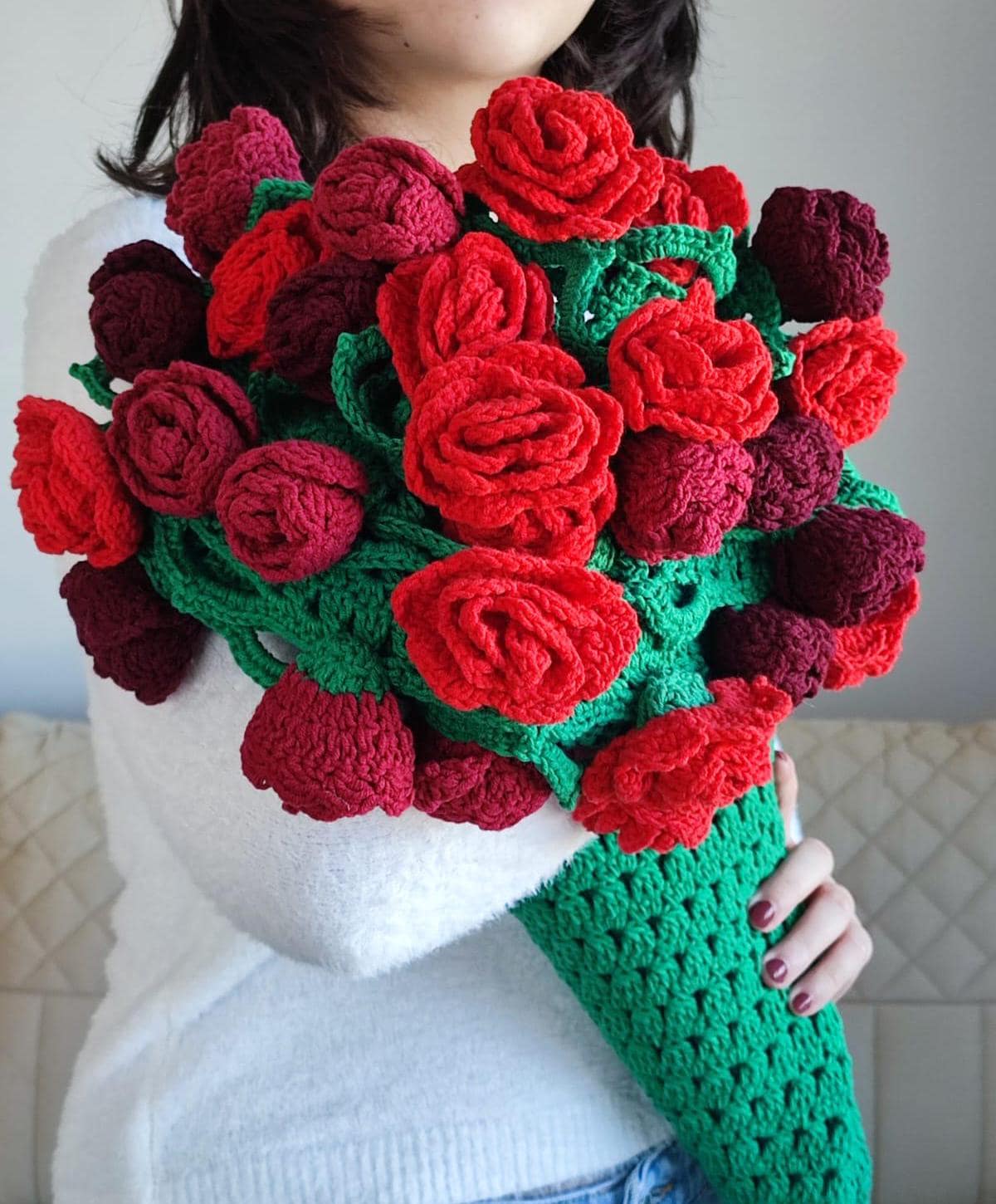 Crochet Red Rose Bouquet Blanket: Handmade Wool Granny Square