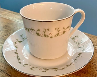 Sheffield Elegance cup and saucer tea cup coffee cup elegance 502. 10 available. Made in Japan.