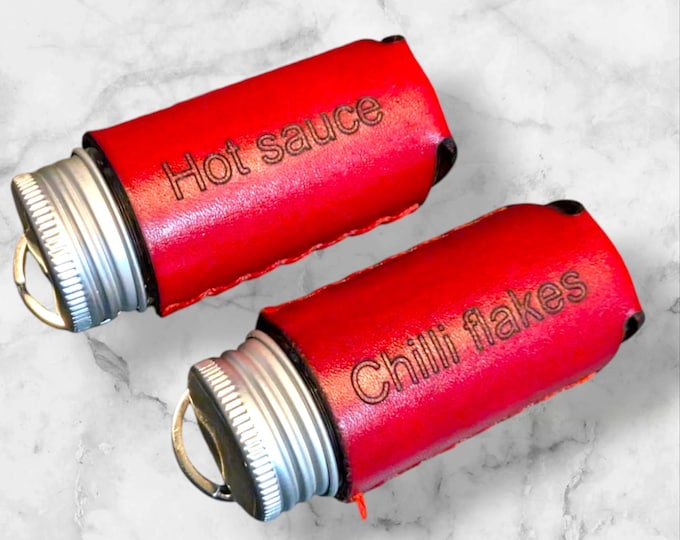 Handmade Leather Hot Sauce/Chili Flakes Keyring – Refillable 30ml Bottle