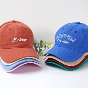 カスタマイズされた子供用帽子、名前/ロゴ刺繍入り野球帽、パーソナライズされた子供用帽子、カスタム帽子、子供のパーティーギフト、男の子/女の子への誕生日プレゼント