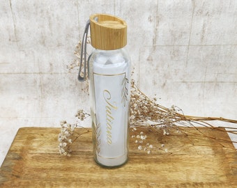 Glas Trinkflasche personalisiert | Wasserflasche Bambusdeckel | 600ml Glasflasche Name | Geschenkidee |