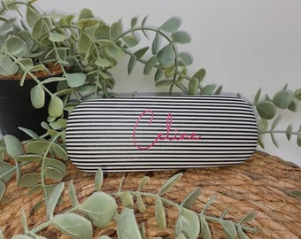 Glasses case personalized with name or desired word | Hard shell | birthday | individual gift idea