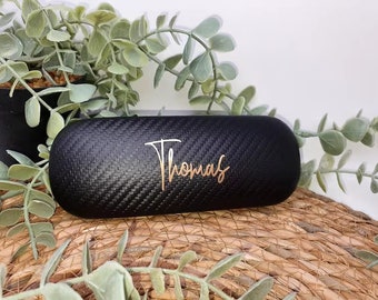 Glasses case personalized with name or desired word | Hard shell | Birthday | individual gift idea