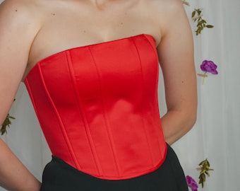 Röd satinkorsett, stålbensad överbyst, kvällsfestkläder, present till henne, topp för kvinnor, eleganta kläder, födelsedagsoutfit, modern, mode