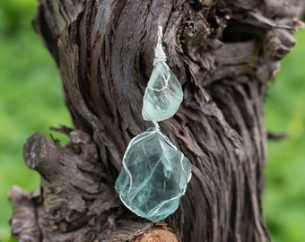 Pendentif en argent avec pierres précieuses brutes en fluorite naturelle