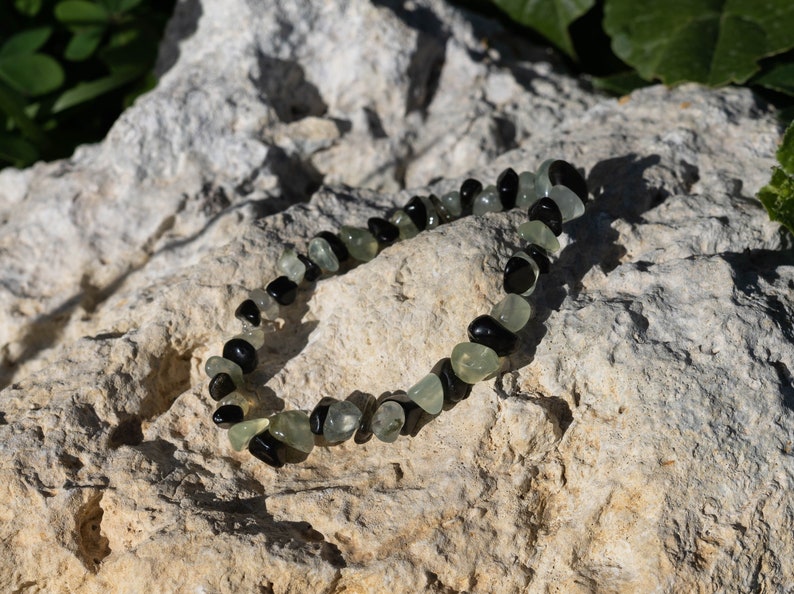 Obsidian And Prehnite Gemstone Bracelet, Protection Calming Bracelet 画像 1