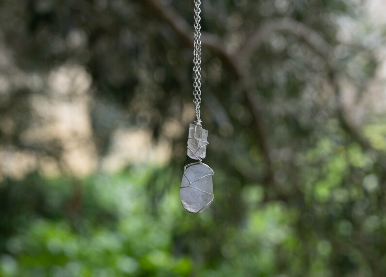 Kunzite Pendant Necklace, Healing Jewelry image 5