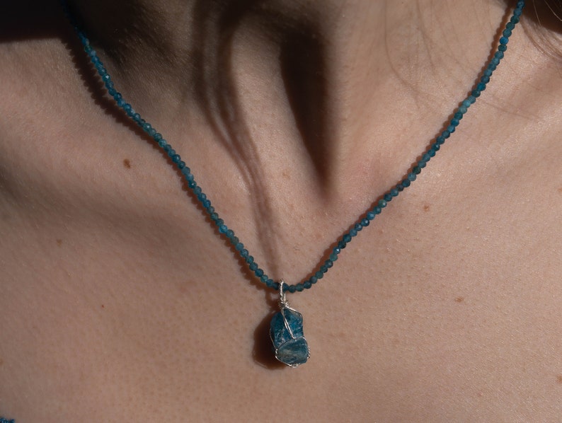 Apatite Tiny Pendant Necklace, AAA Quality Stone, Throat Chakra Necklace, Anxiety Necklace image 4