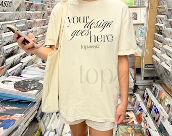 Comfort Colors C1717 Mockup, C1717 Ivory Oversized Shirt Mockup, Tshirt Mockup Woman, Real Mockups, Aesthetic Mockup, y2k Selfie City Mockup