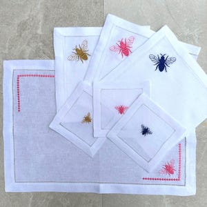 Gold Bumble Bee Linen Dinner Napkin Set