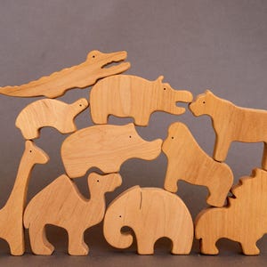 Baby shower gift wooden Safari animals toys figurines for baby