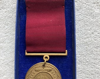 Vintage National Defense US Military Service Medal Red Yellow Blue