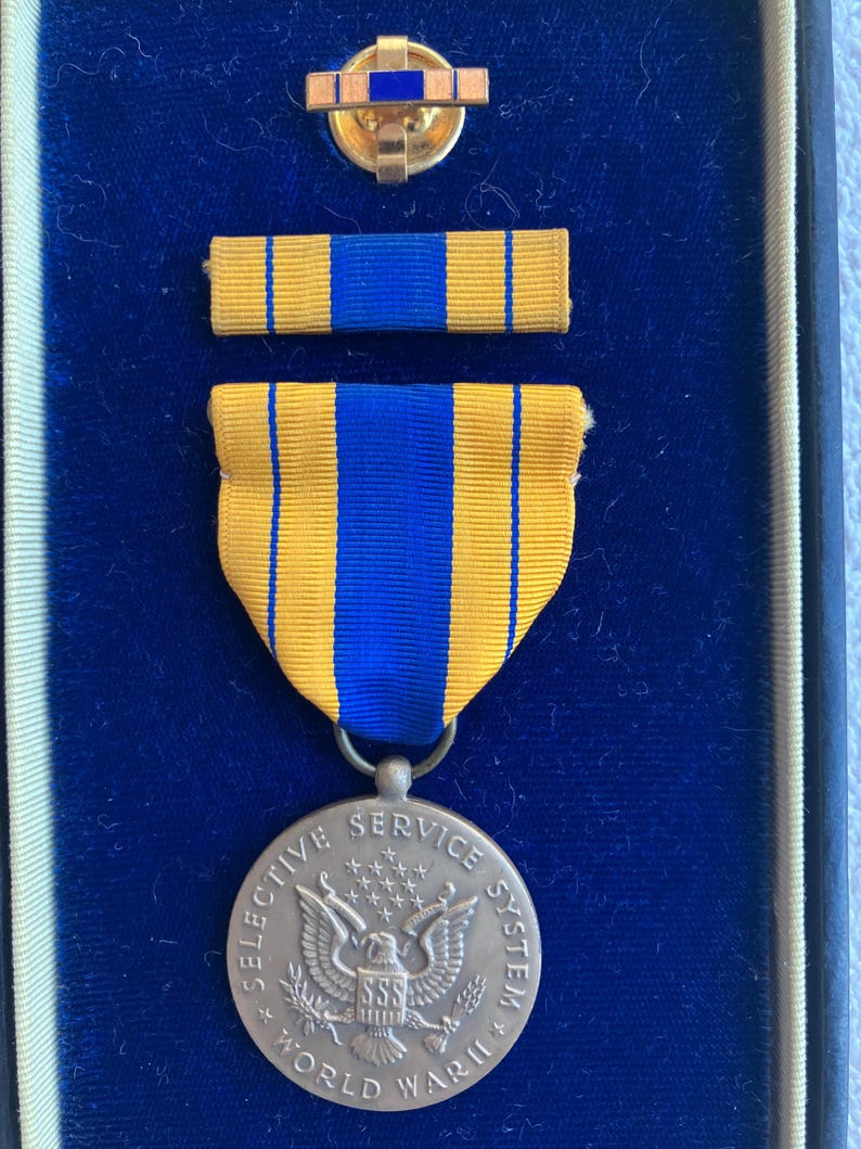 WW-2 SELECTIVE SERVICE Medal - Etsy