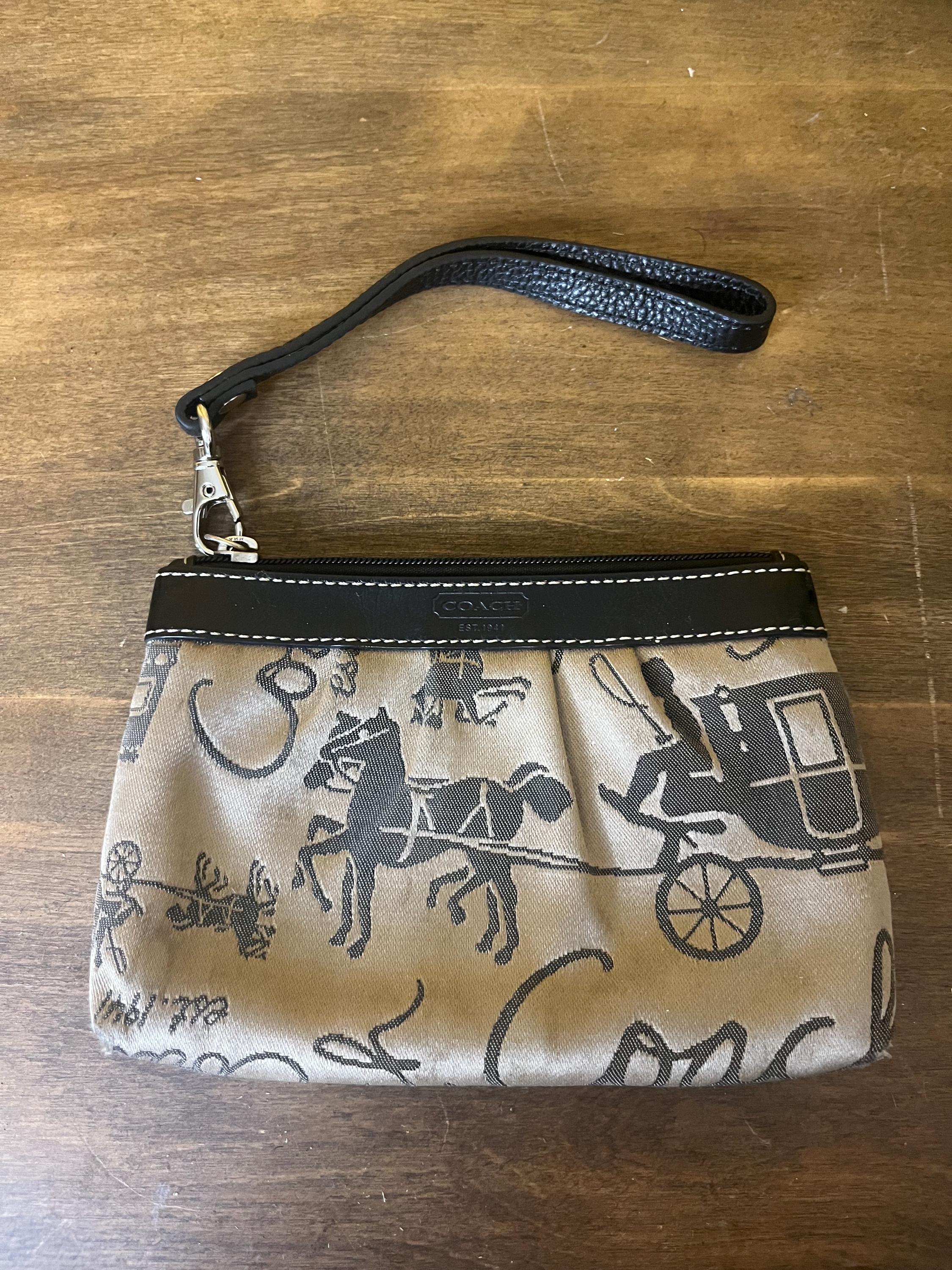 vintage coach, horse and carriage pattern, coin purse/wristlet, coach, purse, wallet