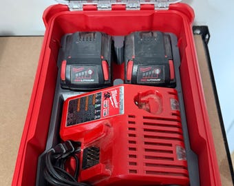 M18 Fast Charger/2x M18 Battery Insert for Packout Compact Organizer | Milwaukee 48-22-8435