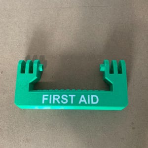 First Aid Handle & Latch Milwaukee Packout Compact Organizer Kit | Milwaukee Tools Accessories 48-22-8435 image 3