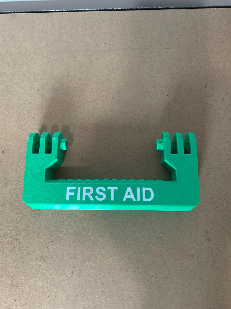 First Aid Handle & Latch Milwaukee Packout Compact Organizer Kit | Milwaukee Tools Accessories 48-22-8435 image 3