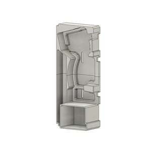 Puede incluir: Representación tridimensional en gris claro de un objeto rectangular con una estructura interna compleja. El objeto tiene una base en forma de caja y una serie de compartimentos y canales interconectados.