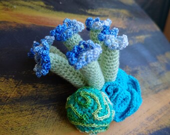 Unique crocheted soft coral jewellery / Uniikki virkattu pehmeä korallikoru