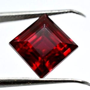 7 Ct Zertifizierter natürlicher Rubin aus Burma, Taubenblut, roter Rubin, lose Edelstein, quadratische Form, Mosambik Rubin, Schmuckherstellungsstein