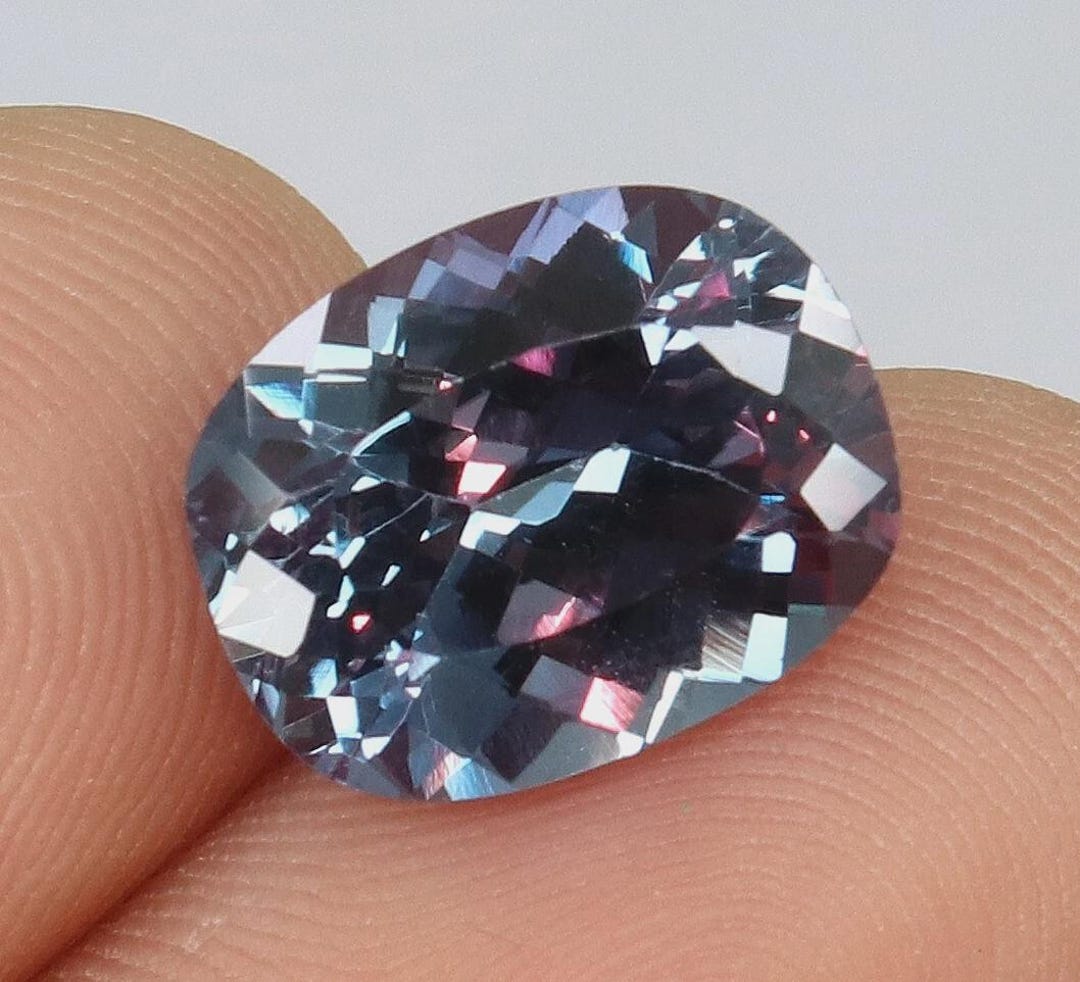 Pierre Alexandrite Naturelle 9 Ct – Coupe Coussin, Effet Changeant De Couleur, Provenance Brésil – Neuf Sans Emballage