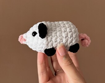 Peluche de zarigüeya de crochet hecho a mano