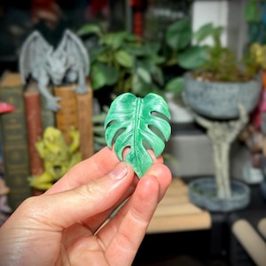 3D Printed Monstera Leaf Drawer Pull – Botanical Cabinet Handle & Home Decor
