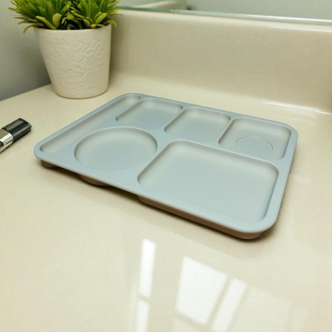 Cafeteria Tray Organizer – A Nostalgic & Functional Storage