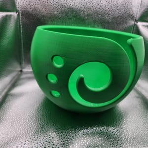 Handgefertigte 3D gedruckte Garnschüssel - Erhöhen Sie Ihr Bastelerlebnis!