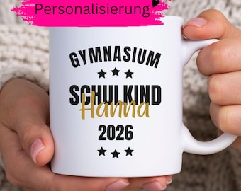 Spersonalizowany kubek do szkoły średniej z imieniem dziecka, uczeń, przeniesienie do innej szkoły, szkoła podstawowa, liceum, kubek ceramiczny, uczeń szkoły średniej, pomysł na prezent, przejście do 5 klasy