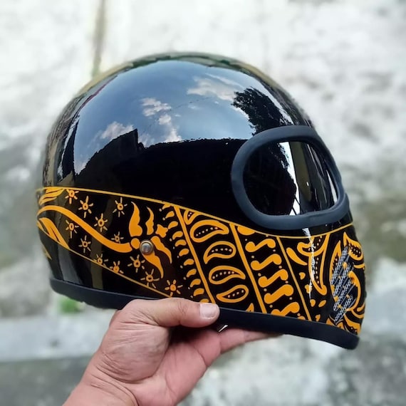 Custom Cafe Racer Motorcycle Helmet: XF-GP Bandana Design - Etsy
