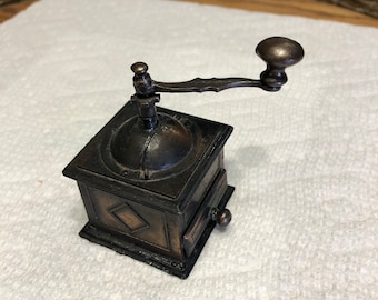 Doll House Coffee Grinder for 6-12 inch Dolls, Pencil Sharpener