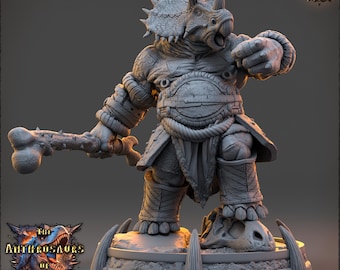 Mace wielding Triceratops Dinosaur Fighter | 32mm or 75mm Resin Printed Mini | TTRPG Figure
