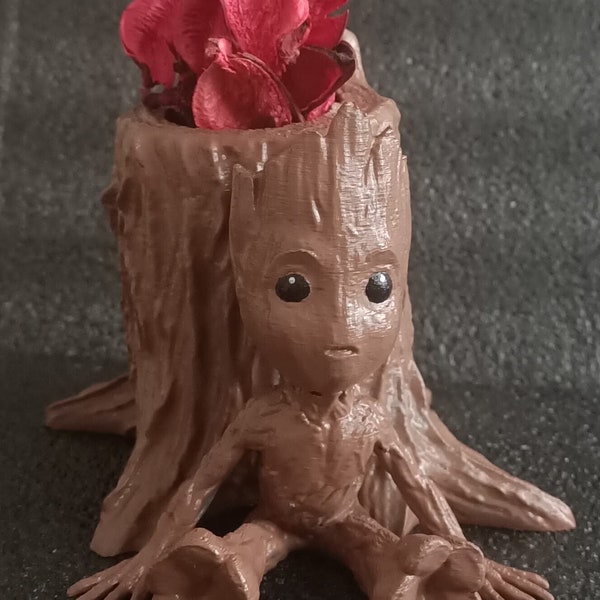 Baby Groot Planter, Pencil Holder, Handcrafted Pot, Unique Artistry for Your Desk