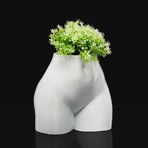Female Body Vase – Elegant Home Decor