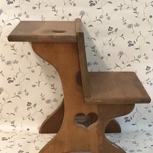 Vintage Heart Shaped Cutout Kids/Teddy School Desk, Kids Room Farmhouse Decor, Wood Heart Plant Stand