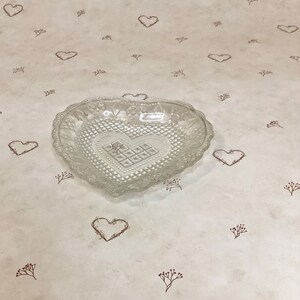 Vintage Avon Heart Shaped Pressed Glass Trinket Jewelry Ring Dish image 4