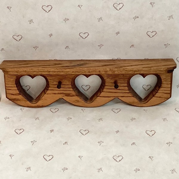 Vintage Wooden Heart Cutout Peg Hook Hanging Shelf, Country Farmhouse Wooden Wall Shelf