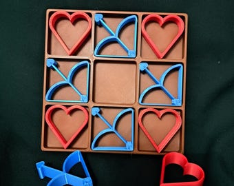 Tic-Tac-Toe Valentie Edition with Hearts and Cupid Bow and Arrows