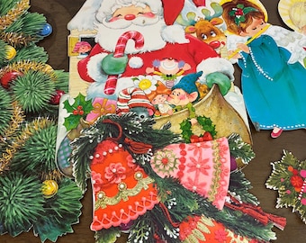 Vintage kerstpapier uit de jaren 80 gestanst muurdecor Kavel - kerstman, elfen, engelen, kerstbomen, kransen, kerstliederen, kerststerren, enz. Kavel 4