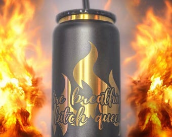 Vaso de la Reina que Escupe Fuego: Lata de acero inoxidable de 16 oz