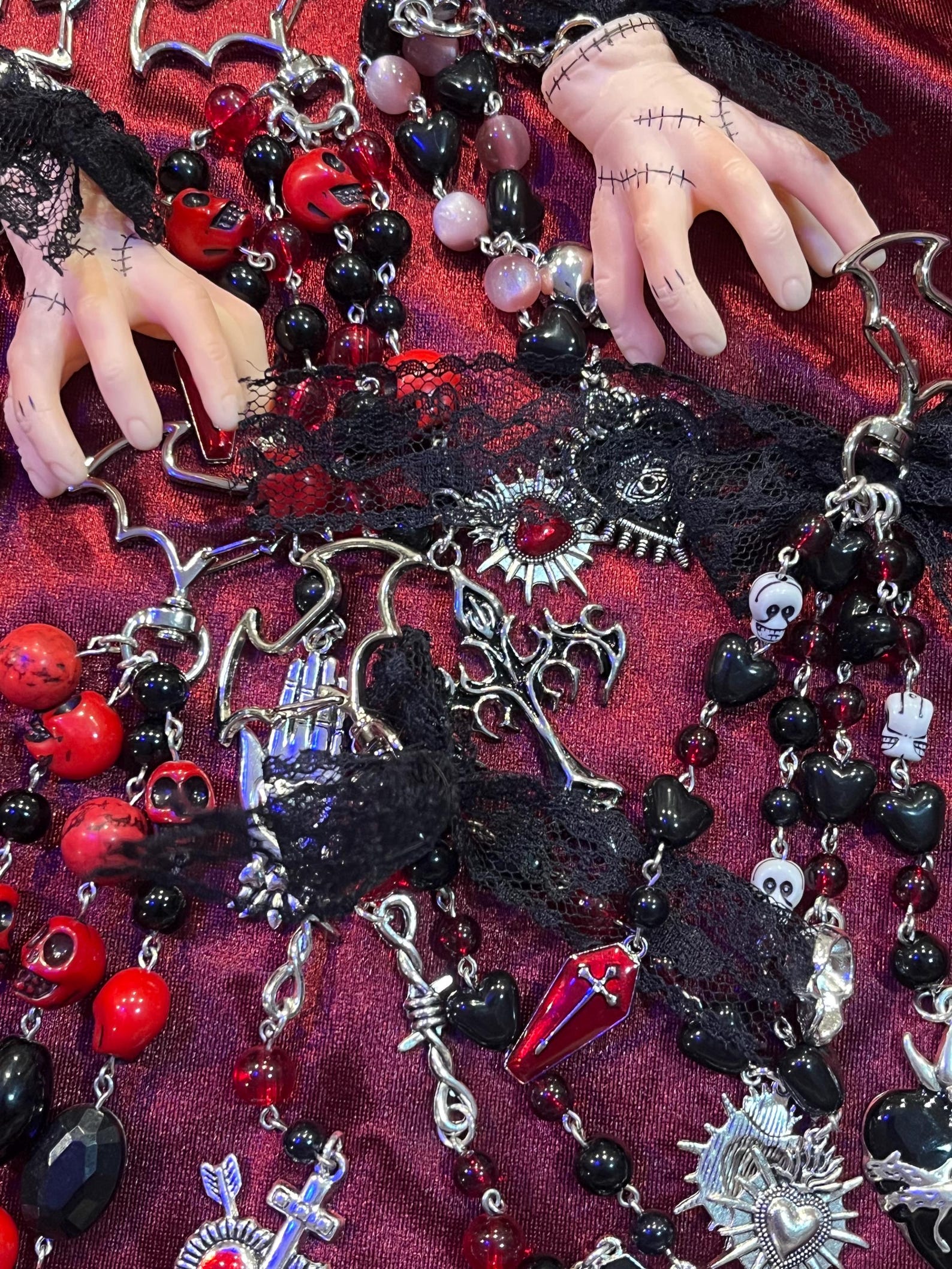 Sacred Heart Gothic Keychains - Etsy