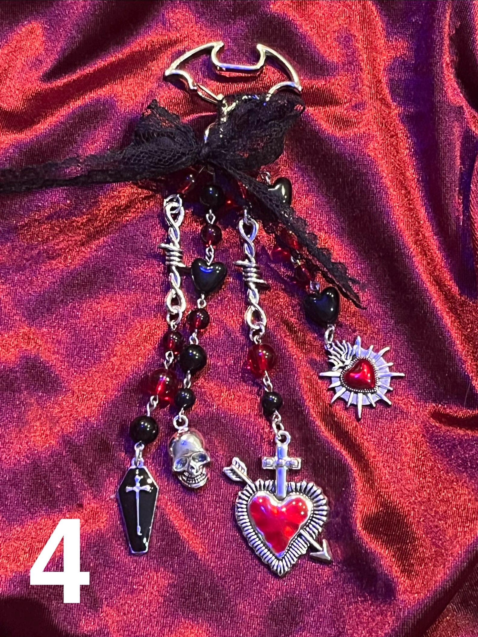 Sacred Heart Gothic Keychains - Etsy
